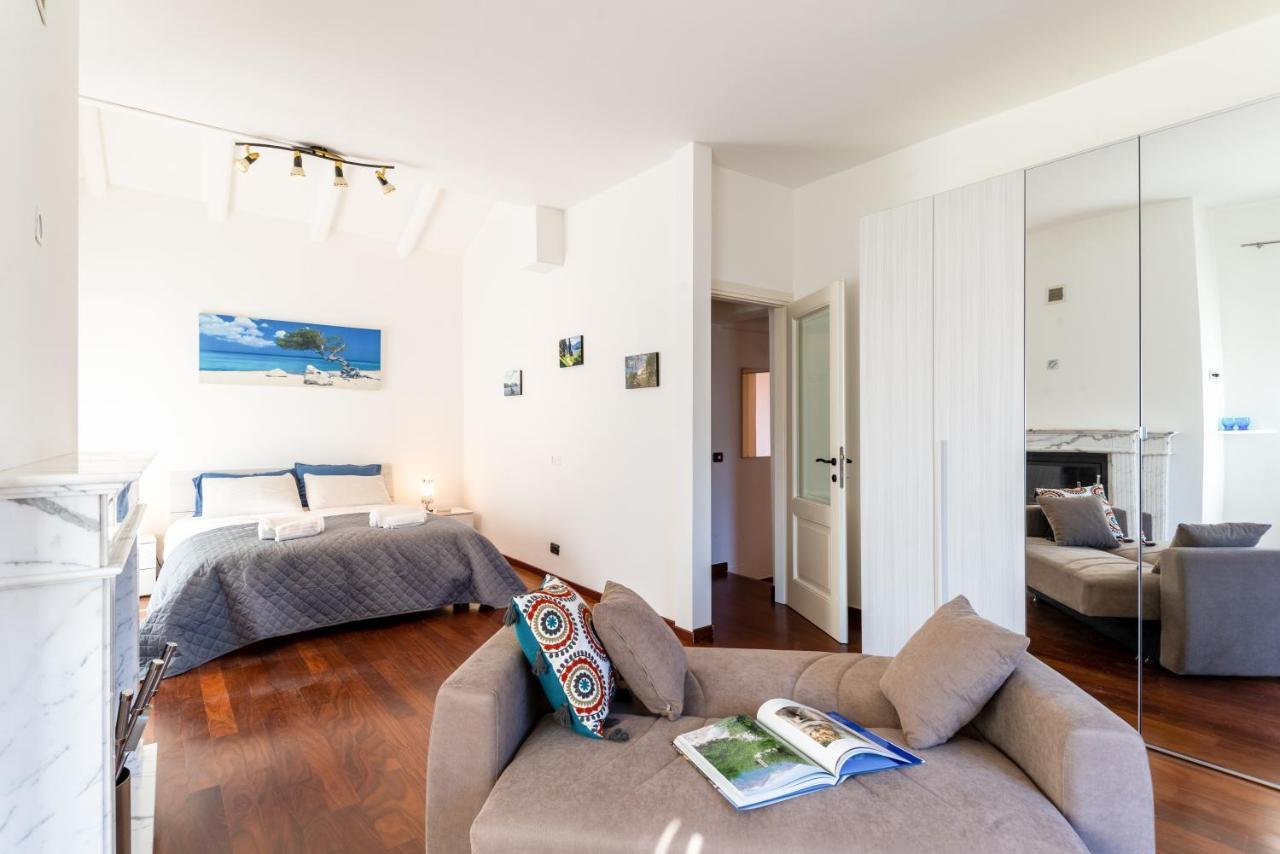 Limonta Lake View Apartment With Private Parking ภายนอก รูปภาพ